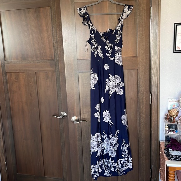 Open Back Dress Forum Navy Maxi Dress - Picture 2 of 8